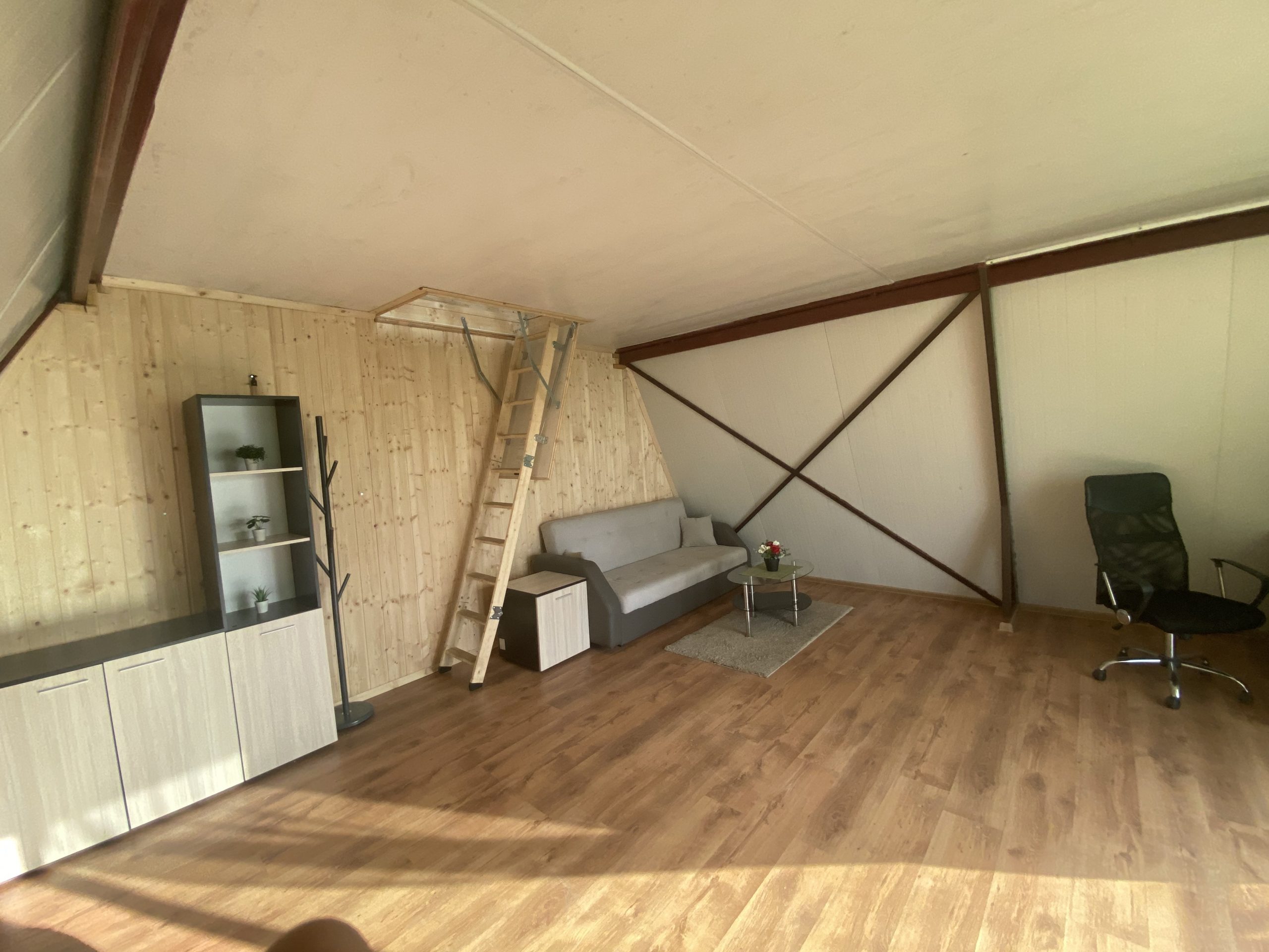 Алпийска къща от вътрешната страна