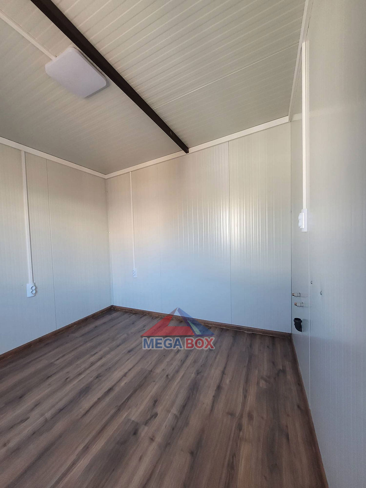 Жилищен контейнер Виола