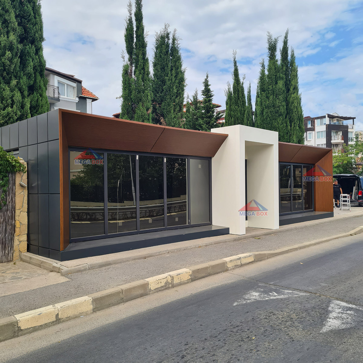 Луксозен офис контейнер Виктория с облицовка еталбонд 4